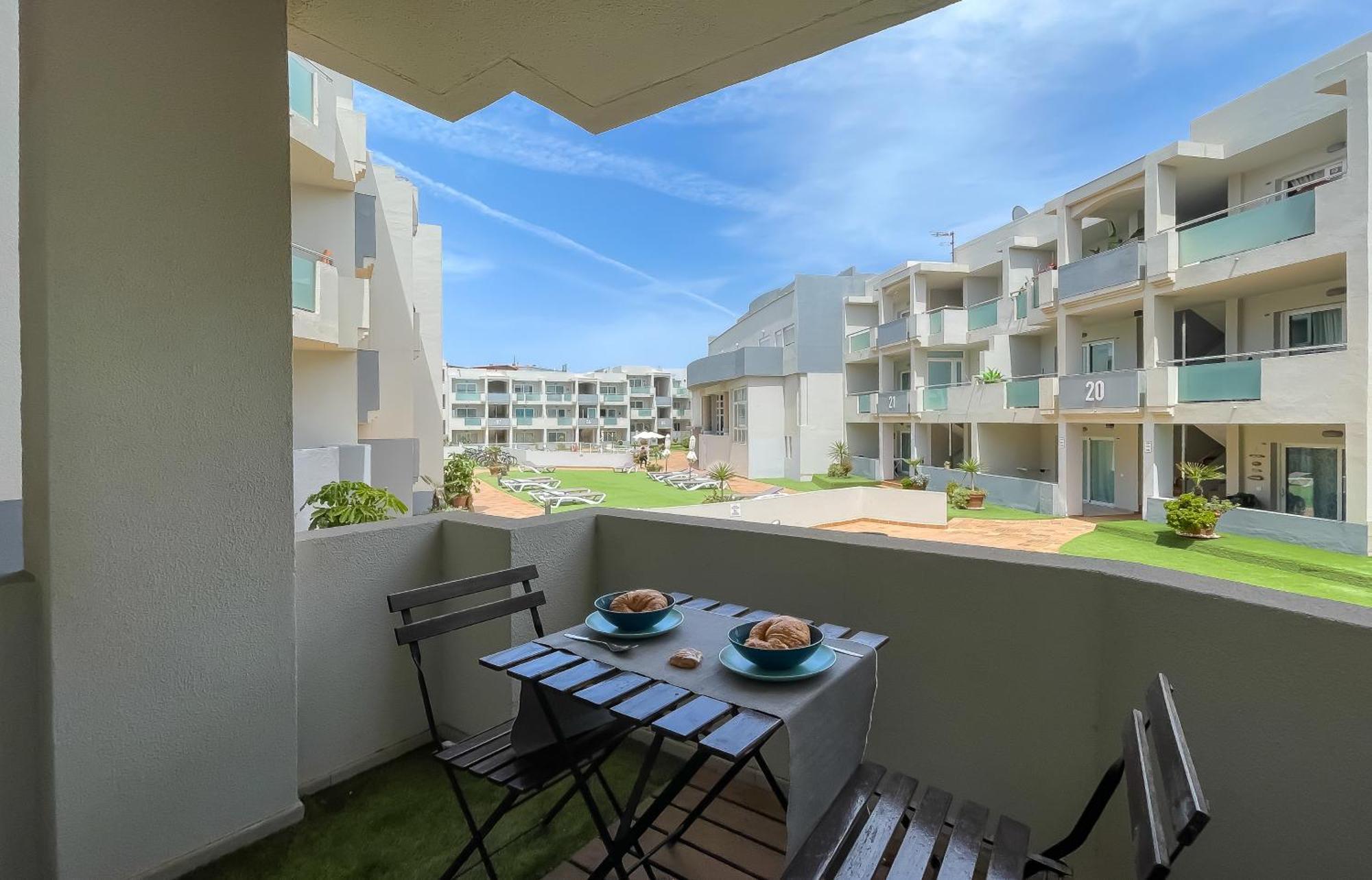Paradise Palms II Deluxe, Incl. Welcome Package Коралео Екстериор снимка